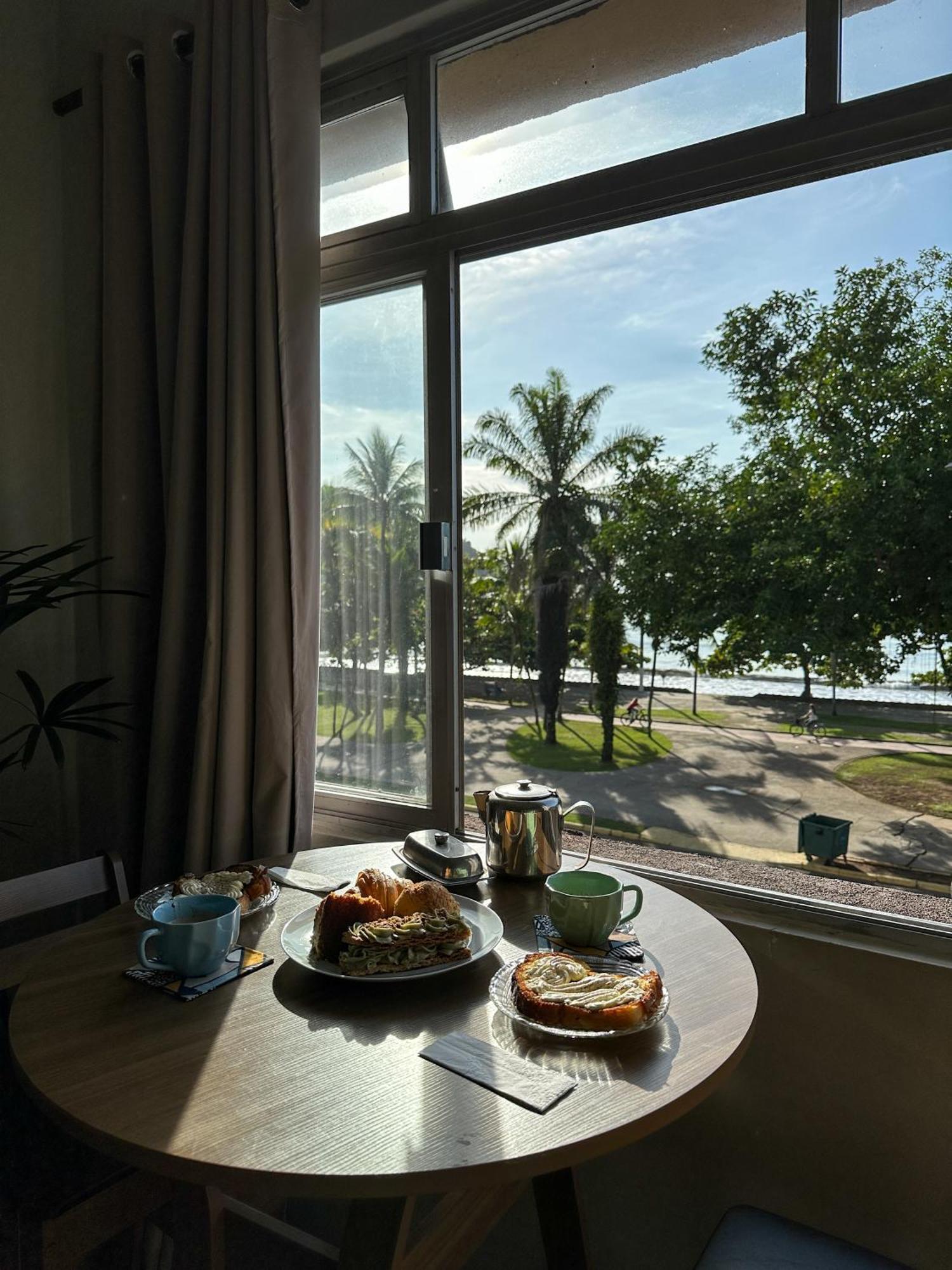 Apartamento Com Vista Pro Mar No Centro De Ubatuba - 2 Quartos E Cozinha Completa Exterior foto
