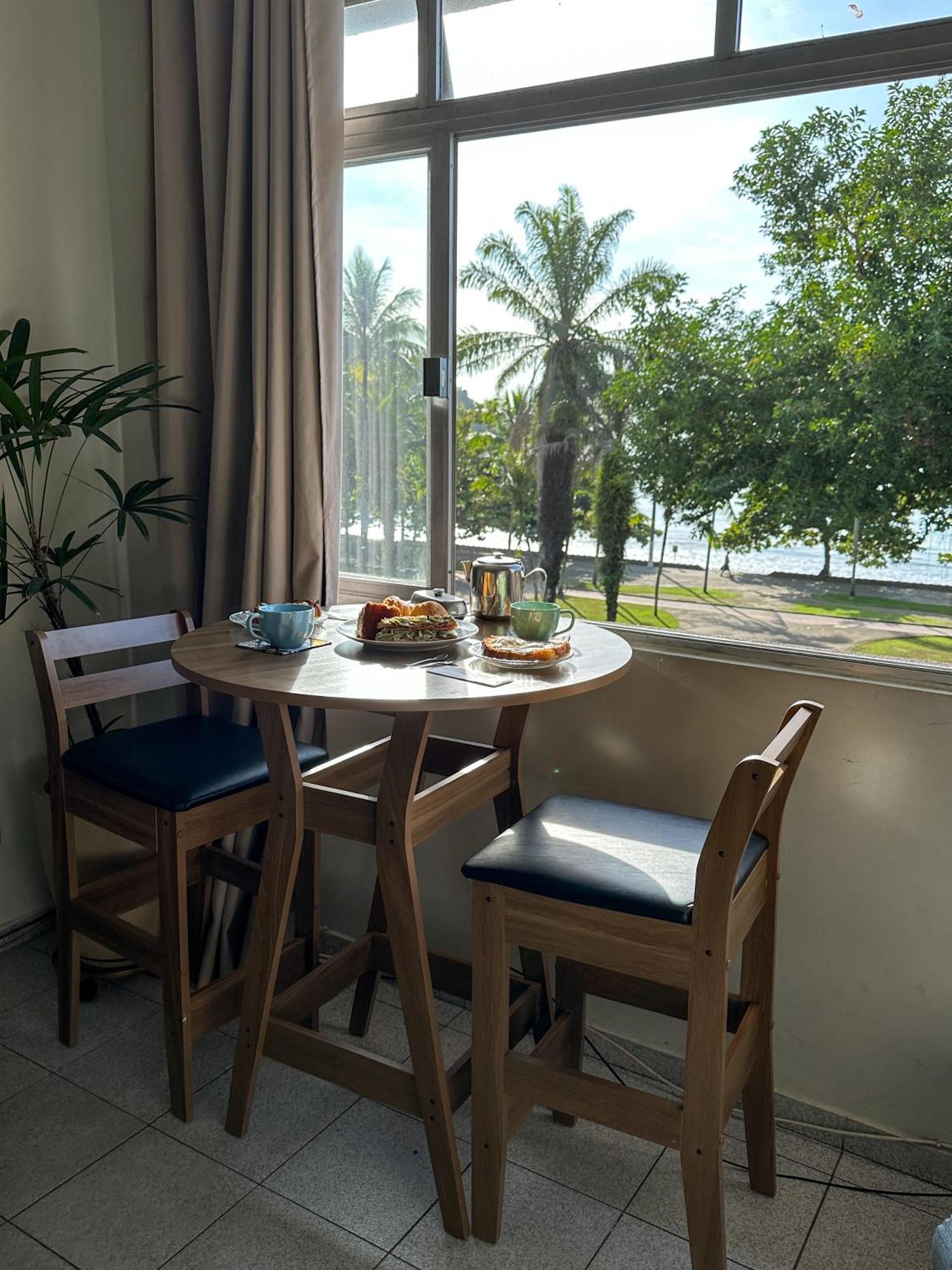 Apartamento Com Vista Pro Mar No Centro De Ubatuba - 2 Quartos E Cozinha Completa Exterior foto